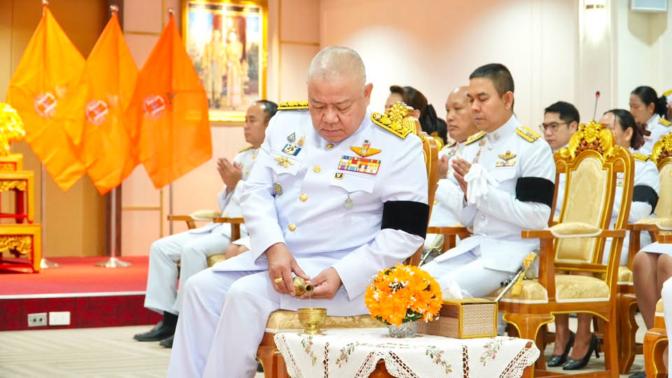 title - วันเสาร์ที่ 4 กรกฎาคม 2569 เวลา 08.30 น. นายวิทูล ประดิษฐบุญ ปฏิรูปที่ดินจังหวัดปราจีนบุรี  มอบหมายให้ ข้าราชการ และเจ้าหน้าที่ ส.ป.ก.ปราจีนบุรี เข้าร่วมพิธีเนื่องในวันคล้ายวันประสูติ สมเด็จพระเจ้าน้องนางเธอ เจ้าฟ้าจุฬาภรณวลัยษณ์ อัครราชกุมารี กรมพระศรีสวางควัฒน วรขัติยราชนารี